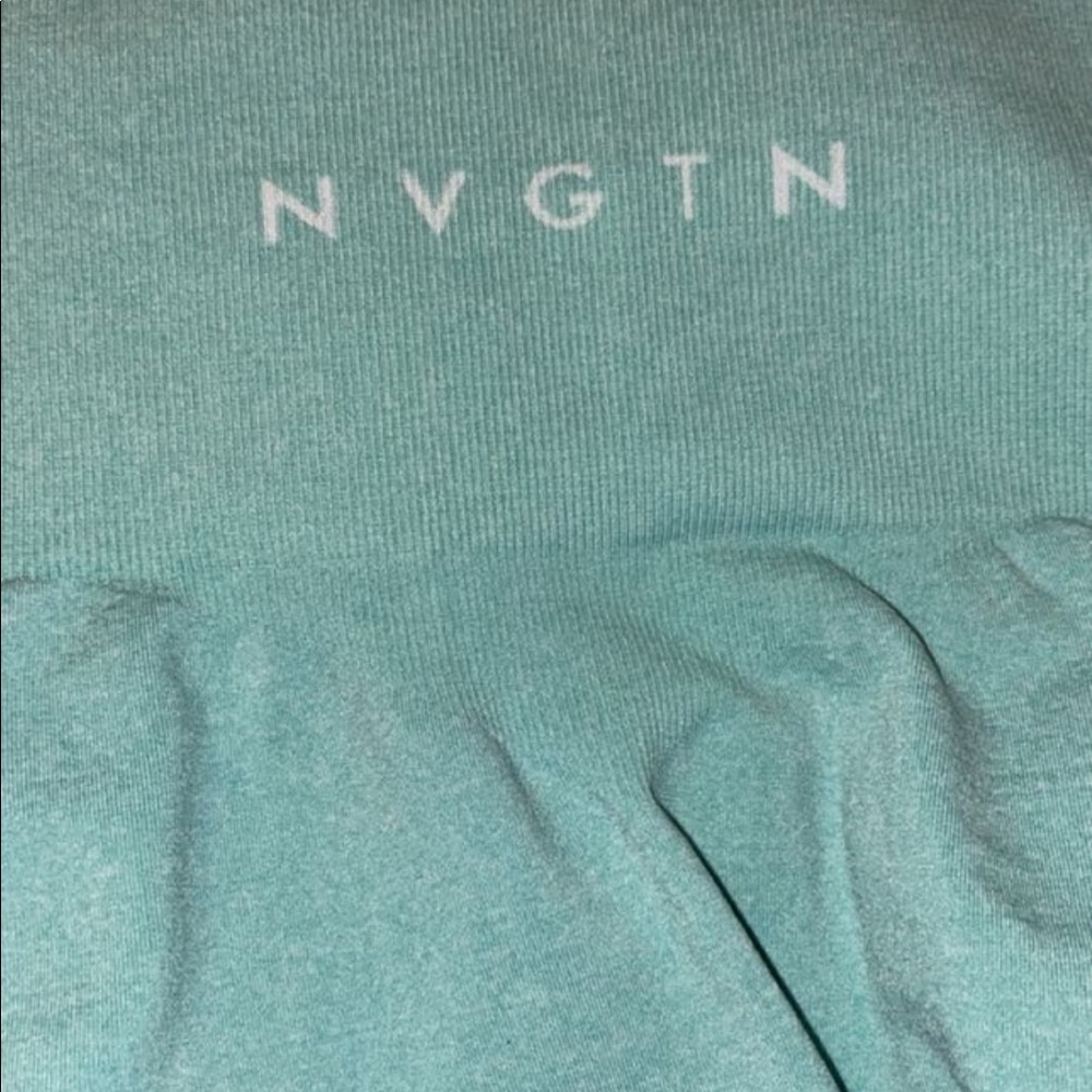NVGT contour leggings size Medium - Picture 3 of 3